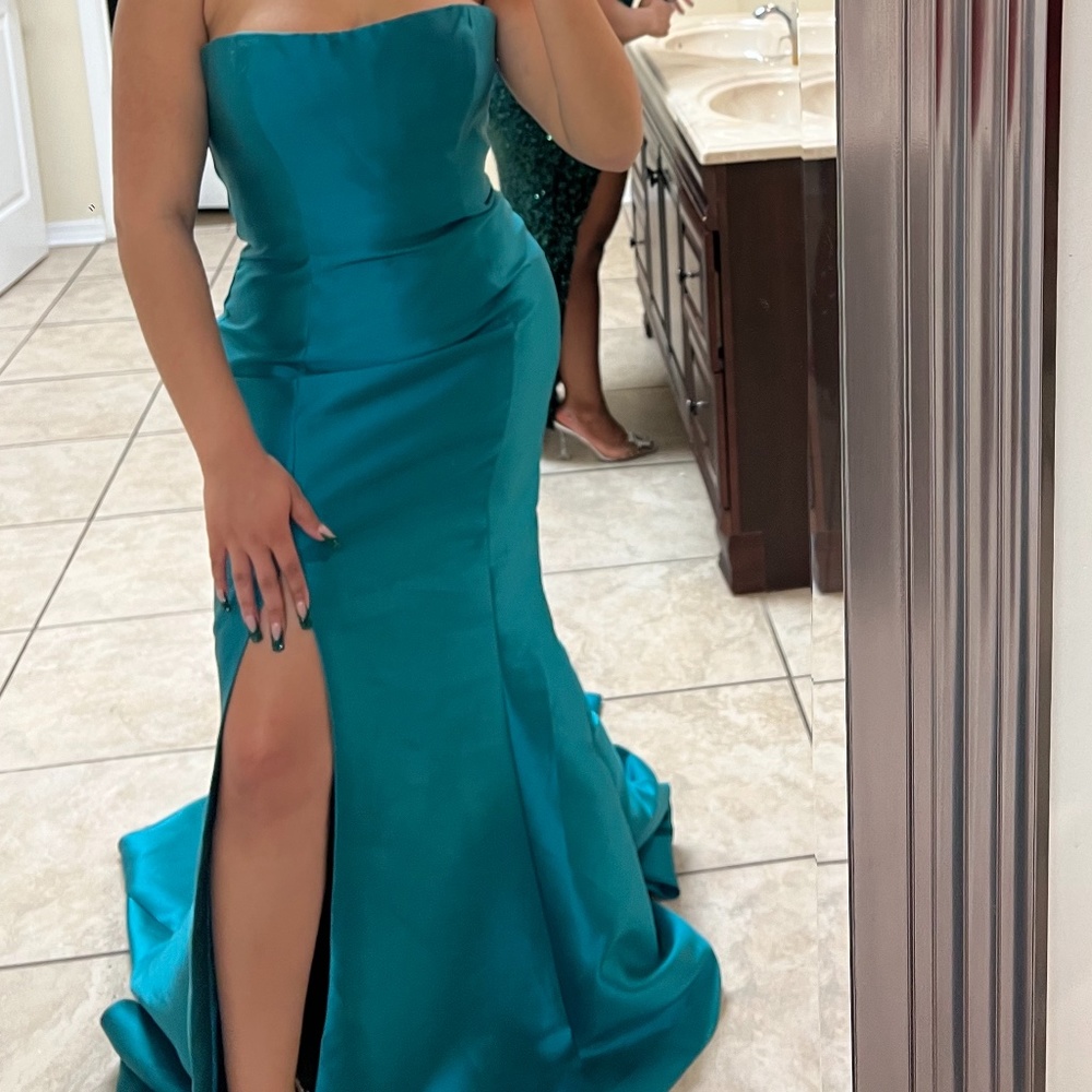 Size 8 Sherri Hill Gown
